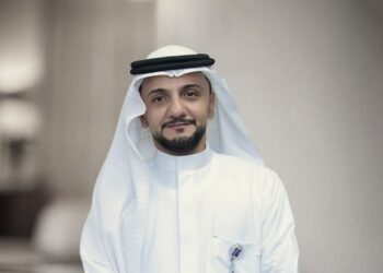 𝗥𝗮𝘆𝗮𝗻 𝗭𝗮𝗿𝗲: 𝗗𝘆𝗻𝗮𝗺𝗶𝗰 𝗕𝗮𝗻𝗸𝗶𝗻𝗴 𝗟𝗲𝗮𝗱𝗲𝗿 𝗔𝗱𝘃𝗮𝗻𝗰𝗶𝗻𝗴 𝗥𝗲𝘁𝗮𝗶𝗹 𝗟𝗲𝗻𝗱𝗶𝗻𝗴, 𝗖𝗿𝗲𝗱𝗶𝘁 𝗖𝗮𝗿𝗱 𝗜𝗻𝗻𝗼𝘃𝗮𝘁𝗶𝗼𝗻, 𝗮𝗻𝗱 𝗖𝘂𝘀𝘁𝗼𝗺𝗲𝗿 𝗘𝘅𝗽𝗲𝗿𝗶𝗲𝗻𝗰𝗲 𝗘𝘅𝗰𝗲𝗹𝗹𝗲𝗻𝗰𝗲