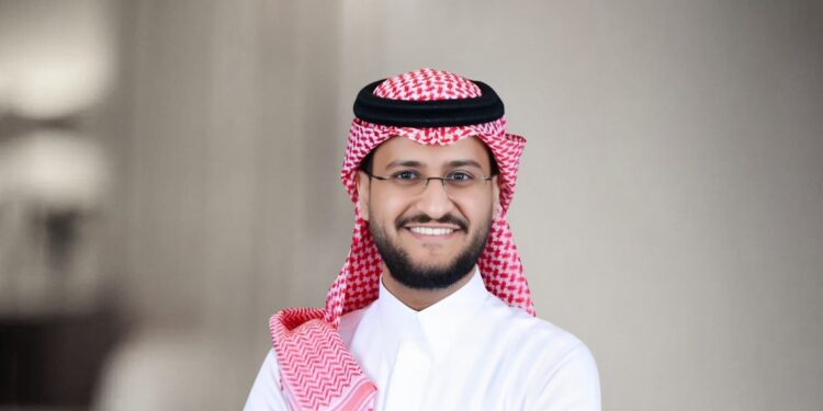 𝗢𝗺𝗮𝗿 𝗔𝗹𝗾𝗮𝗵𝘁𝗮𝗻𝗶: 𝗩𝗶𝘀𝗶𝗼𝗻𝗮𝗿𝘆 𝗠𝗲𝗱𝗶𝗮 𝗮𝗻𝗱 𝗣𝘂𝗯𝗹𝗶𝗰 𝗥𝗲𝗹𝗮𝘁𝗶𝗼𝗻𝘀 𝗟𝗲𝗮𝗱𝗲𝗿 𝗗𝗿𝗶𝘃𝗶𝗻𝗴 𝗦𝘁𝗿𝗮𝘁𝗲𝗴𝗶𝗰 𝗖𝗼𝗺𝗺𝘂𝗻𝗶𝗰𝗮𝘁𝗶𝗼𝗻 𝗮𝗻𝗱 𝗖𝗿𝗲𝗮𝘁𝗶𝘃𝗲 𝗜𝗻𝗻𝗼𝘃𝗮𝘁𝗶𝗼𝗻